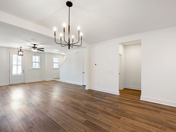 3rd image of 266 Symphony Ave