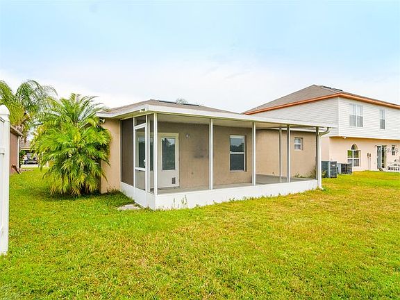 5th image of 31812 Loch Aline Dr