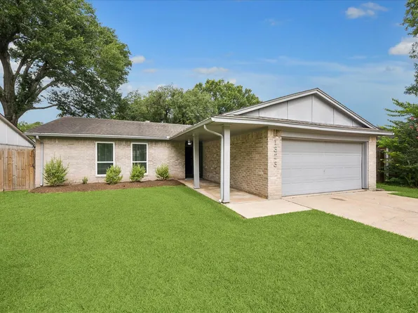 1323 Ashwood Dr, Sugar Land, TX 77498