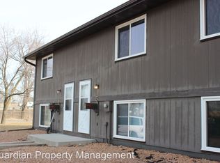 5450 5th St NE APT 1, Fridley, MN 55421