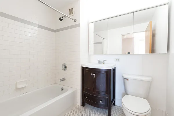 Rented by Corcoran | media 9