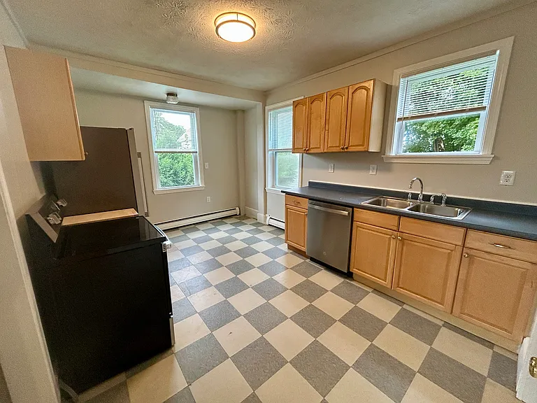 409 Main St #105 — Photo 10