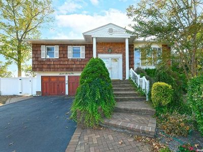 1674 James Street, Merrick, NY, 11566
