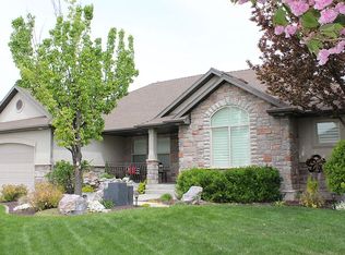 106 N Swift Creek Dr, Layton, UT 84041