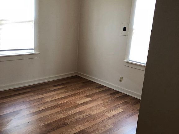 2nd Bedroom - brand new flooring