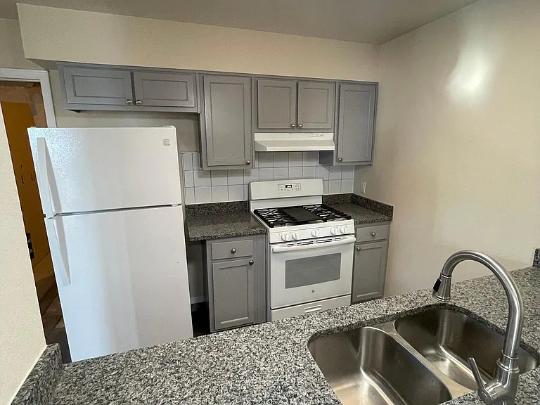 4740 Tumbleweed Ave — Photo 9