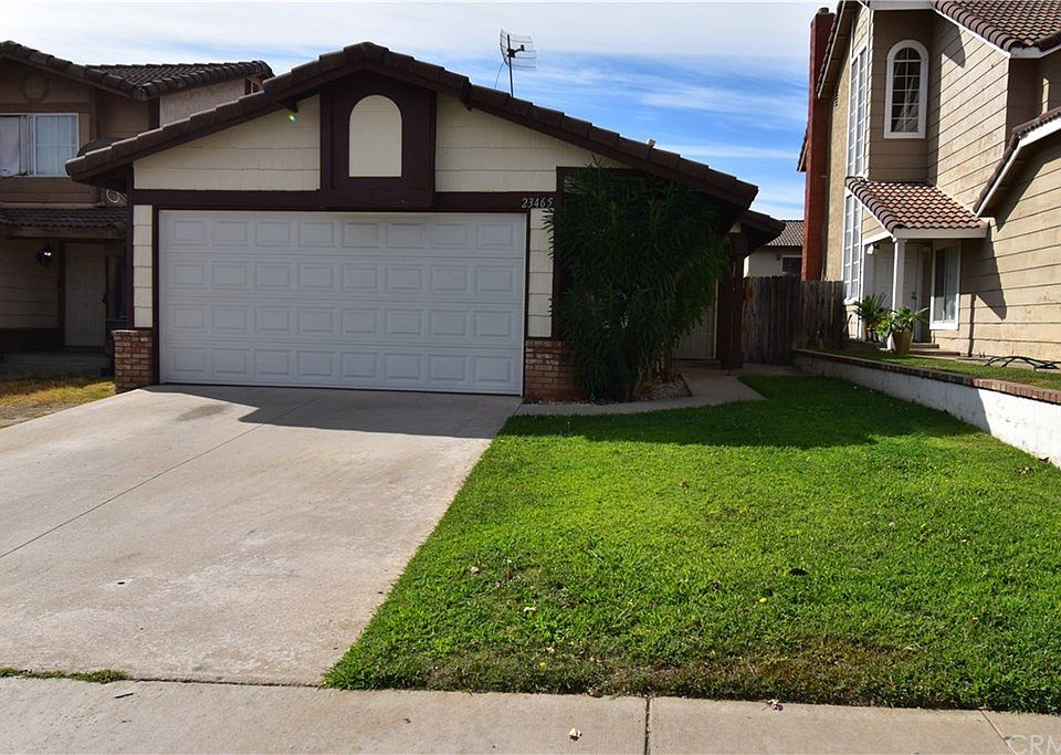 1st image of 23465 Woodlander Way