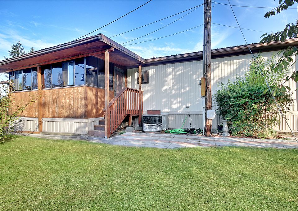 1st image of 15819 85th Ave E
