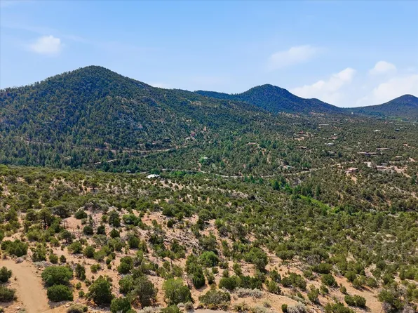 86 Coyote Mountain Rd, Santa Fe, NM 87505