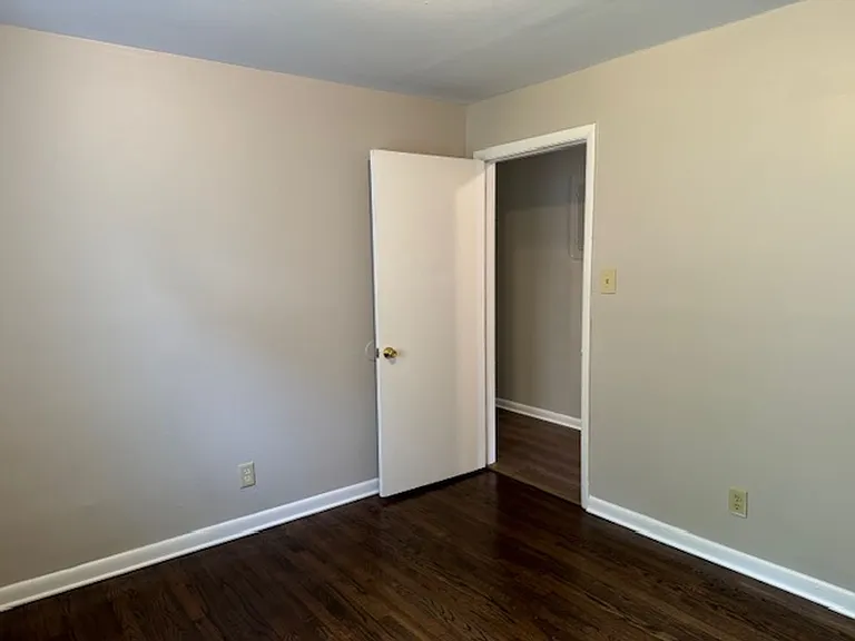1911 Morena St — Photo 12