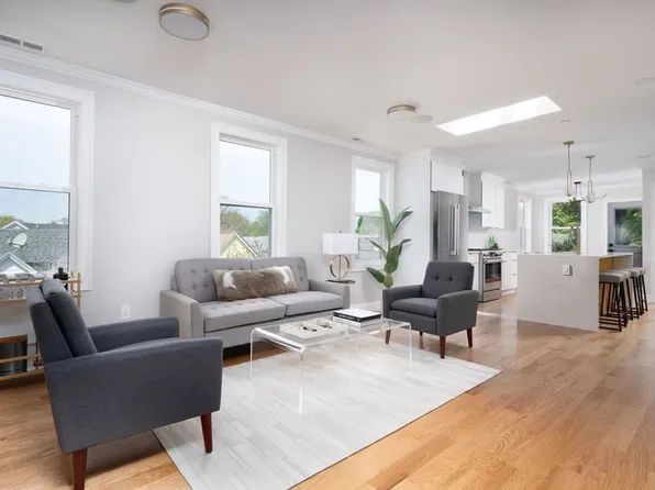 89-91 Clifton St #2, Cambridge, MA 02140