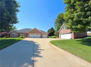 5044 Sunset Boulevard Rd NW, Strasburg, OH 44680