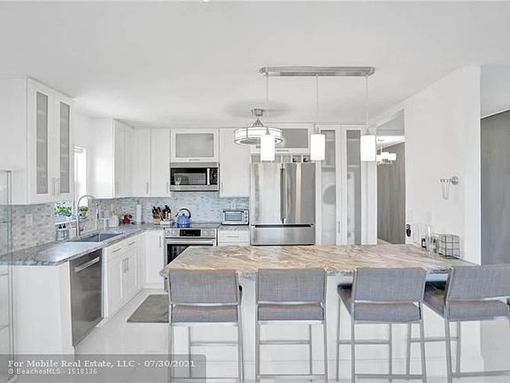 3rd image of 1200 14th St APT 6A