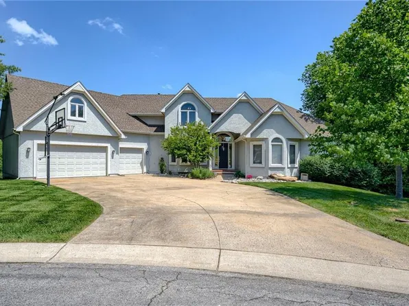 601 SW Forestpark Ln, Lees Summit, MO 64081