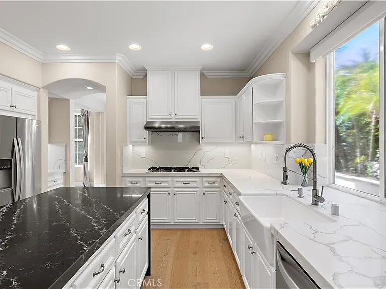 5 Jackson Ct — Photo 4