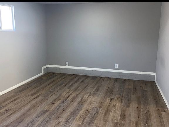 3rd image of 338 W 15th St #342-1/2