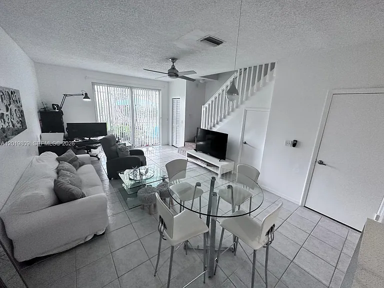 2078 Madeira Dr #0 — Photo 10