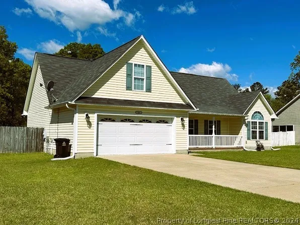 66 Carolina Oaks Cir, Linden, NC 28356