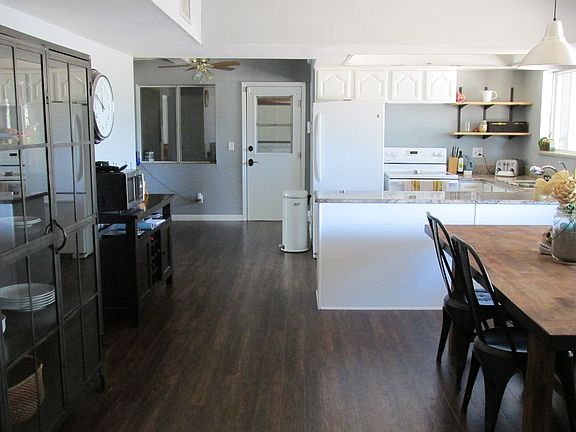 4th image of 3334 N Tres Lomas Dr
