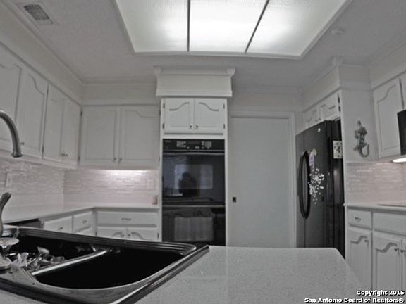 5th image of 3402 Hunters Circle St
