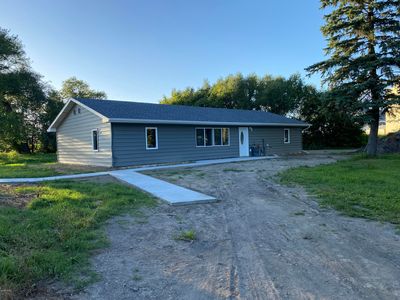 214 Railroad Ave W, Hatton, ND, 58240