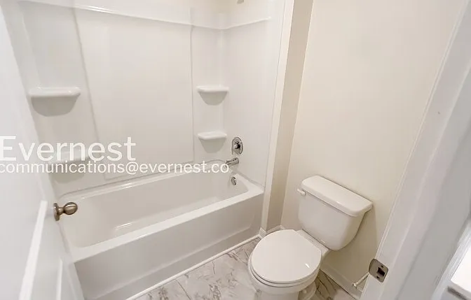 2370 Tournament Dr — Photo 21