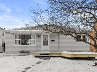 2126 N Main St, Racine, WI 53402