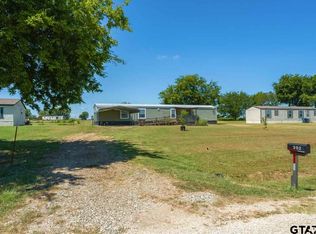 352 County Rd, Pt, TX 75472