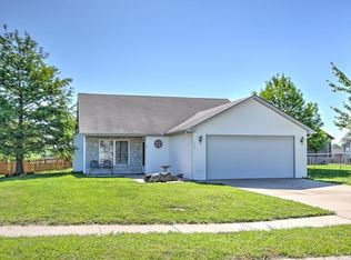 503 N Harding St, Oak Grove, MO 64075