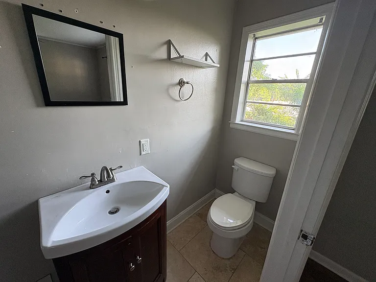 1617 Pierce Avenue Ext — Photo 6