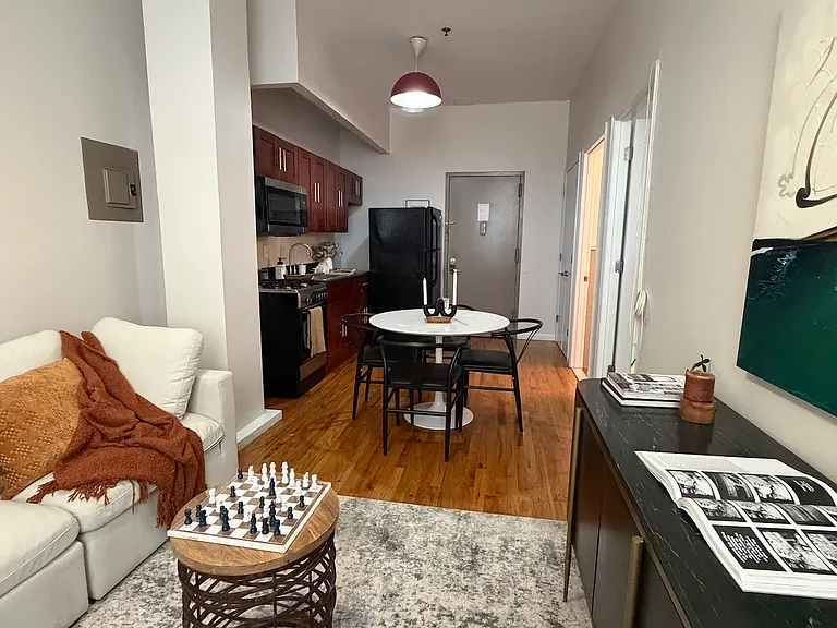 112 Lincoln Ave #114 — Photo 11