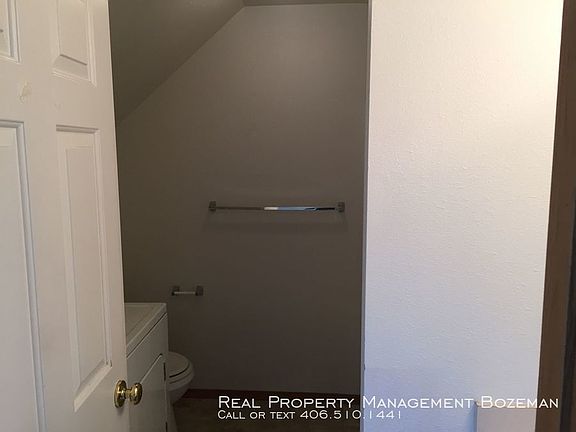 4th image of 444 W Shore Dr