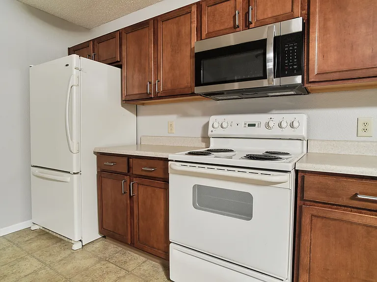 14169 Clapboard Dr — Photo 12