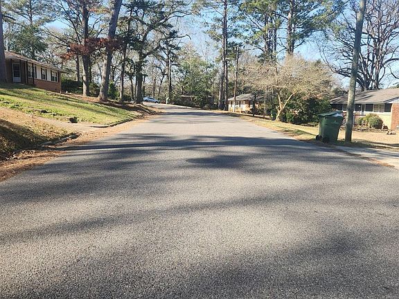 4th image of 3422 Willow Lane Dr