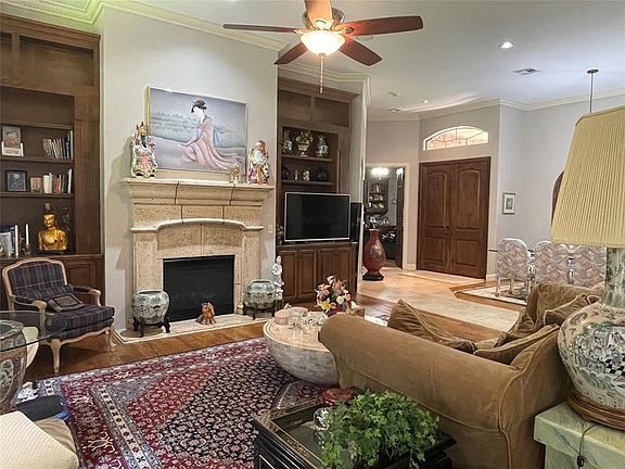 5th image of 5609 NW 163rd Ter