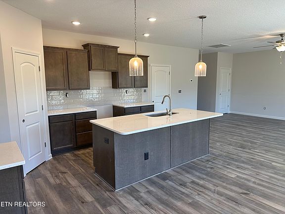 2nd image of 6015 Mountain Heights Ln