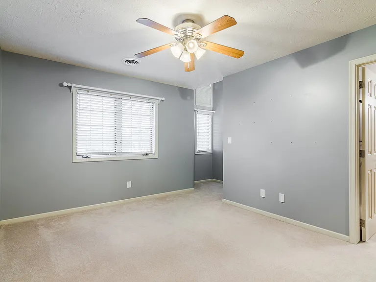 1108 Morgan Ln — Photo 20