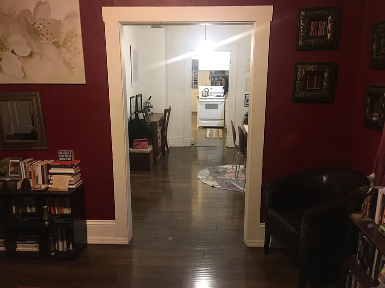 205 Monroe St — Photo 2