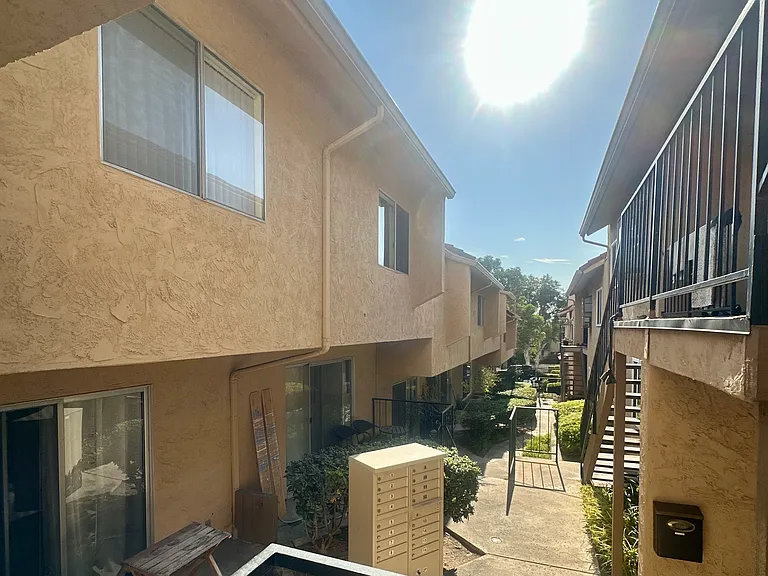 4562 Twain Ave #11 — Photo 29