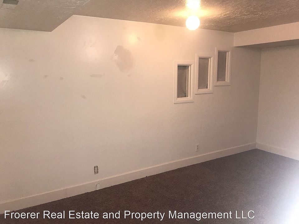 2nd image of 3734 Eccles Ave