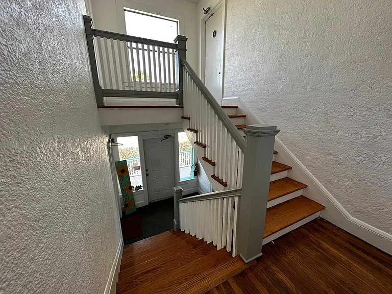 510 Braddock Ave #3 — Photo 2