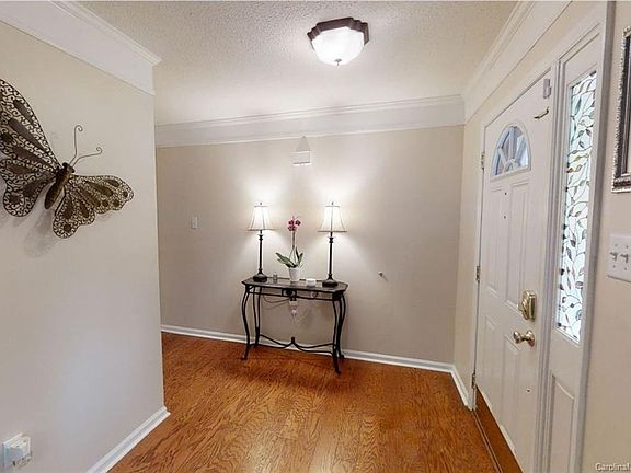 2nd image of 912 Ivy Run Ct