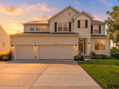 2440 Glacier Dr, Papillion, NE, 68046
