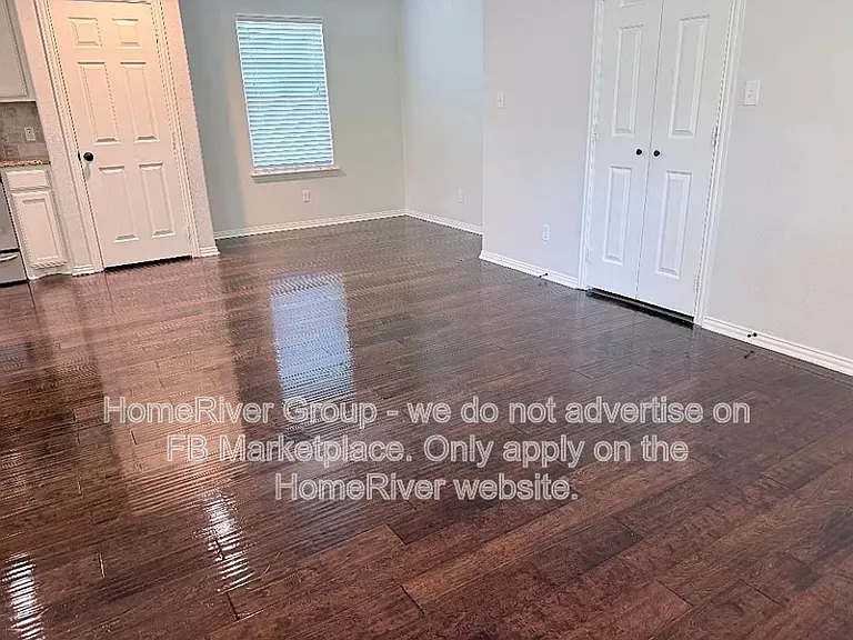 3017 N Hickory St — Photo 6