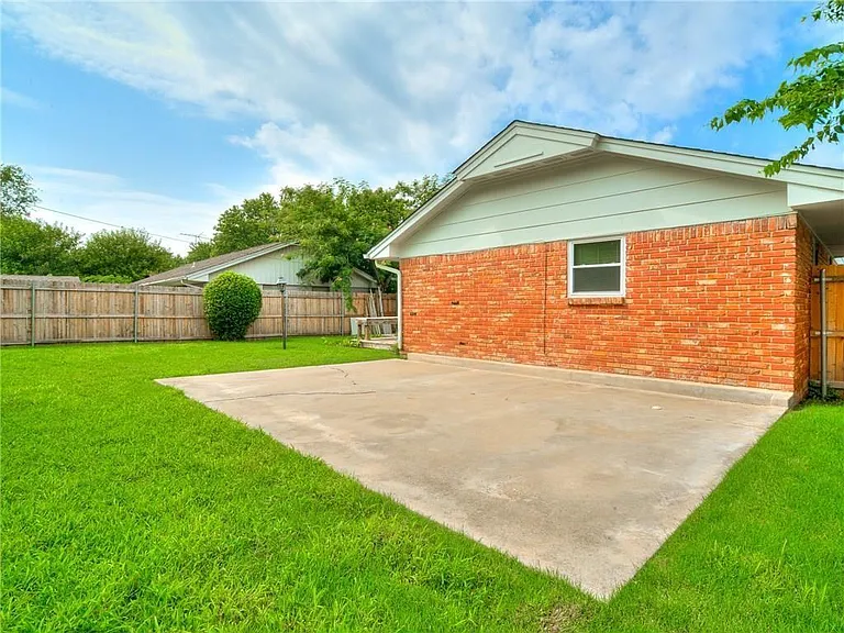 FULL FENCED YARD - PATIO TOO!