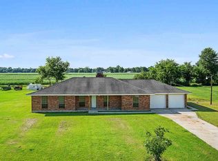 180 Ideal St, Belle Rose, LA 70341