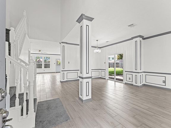 5th image of 1813 Oakland Cir