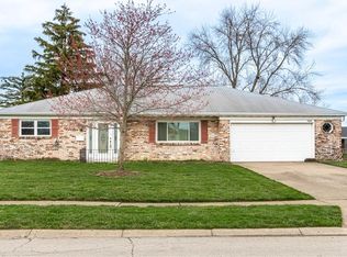 7034 Park Vista Rd, Englewood, OH