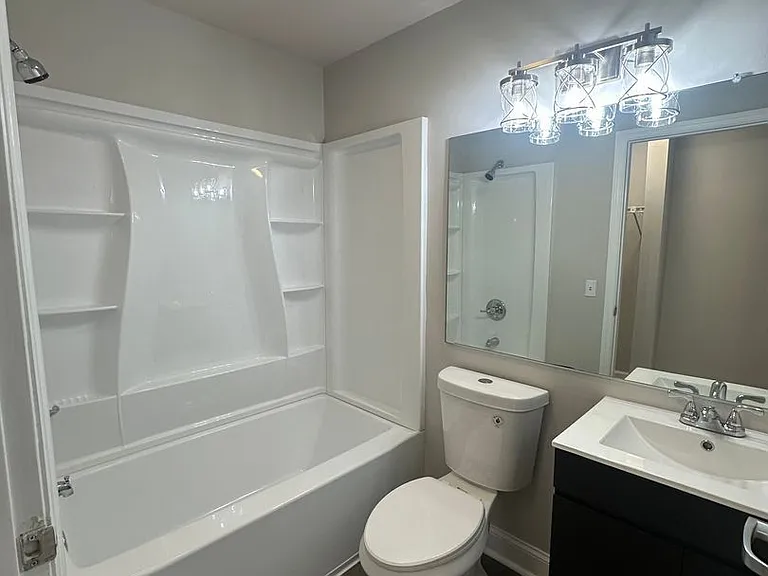 Lofts at Poplar Pointe — Photo 33
