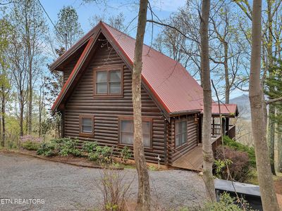 3085 Perry Circle Ln, Sevierville, TN, 37862